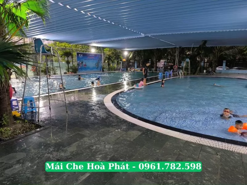 Mái xếp hồ bơi