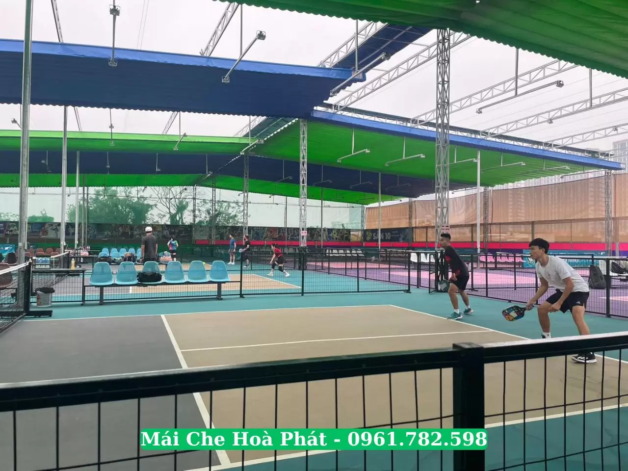 Mái che di động sân pickleball Vĩnh Tuy