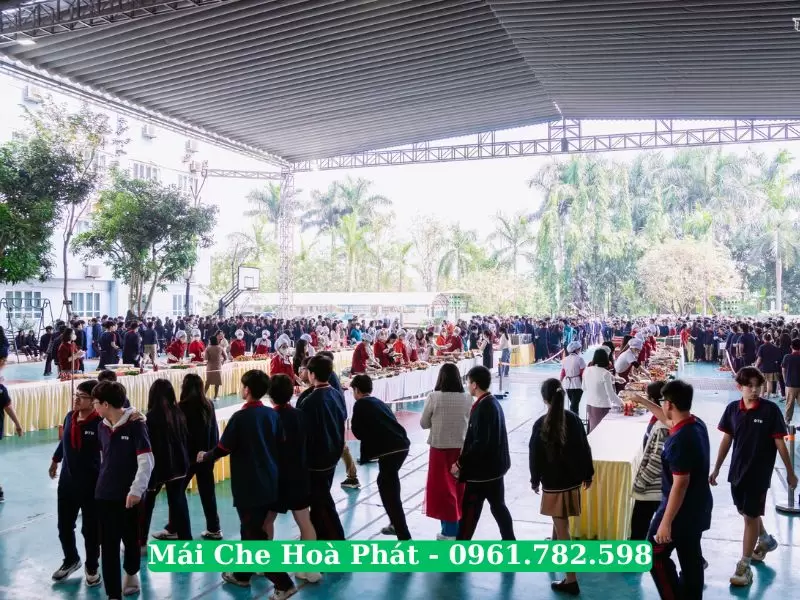 Mái che sân trường tại Ba Đình