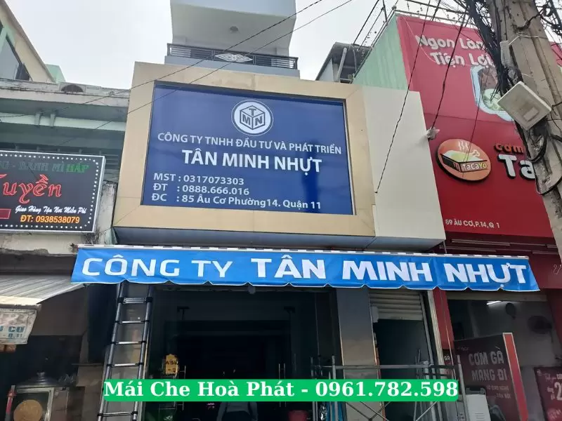 Công trình mái hiên di động tay quay
