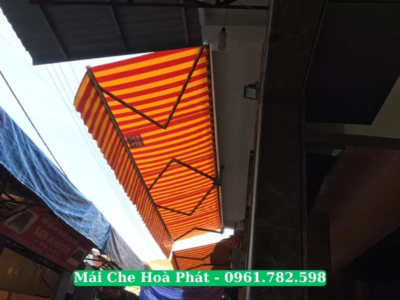 Mái bạt quay tay Hoà Phát