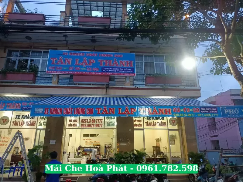Mái che quay tay văn phòng xe khách