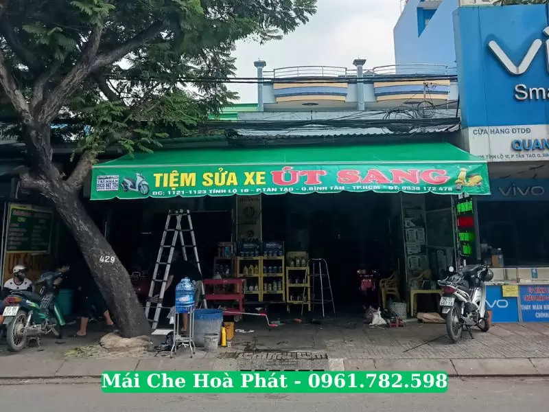 Mái hiên che nắng mưa quán sửa xe