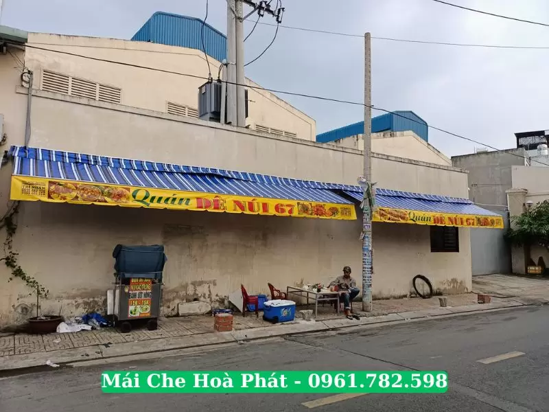 Công trình mái hiên quay tay quán ăn