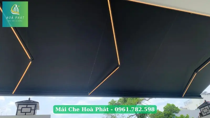 Hệ đèn Led lắp đặt tại tay càng và hộp
