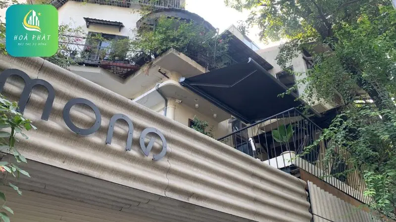 Mái hiên thông minh tại quán Cafe MONO Hồ Xuân Hương