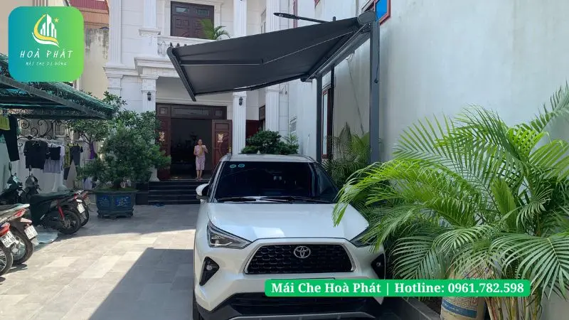 Công trình mái hiên tự động che xe ô tô tại Phúc Thọ