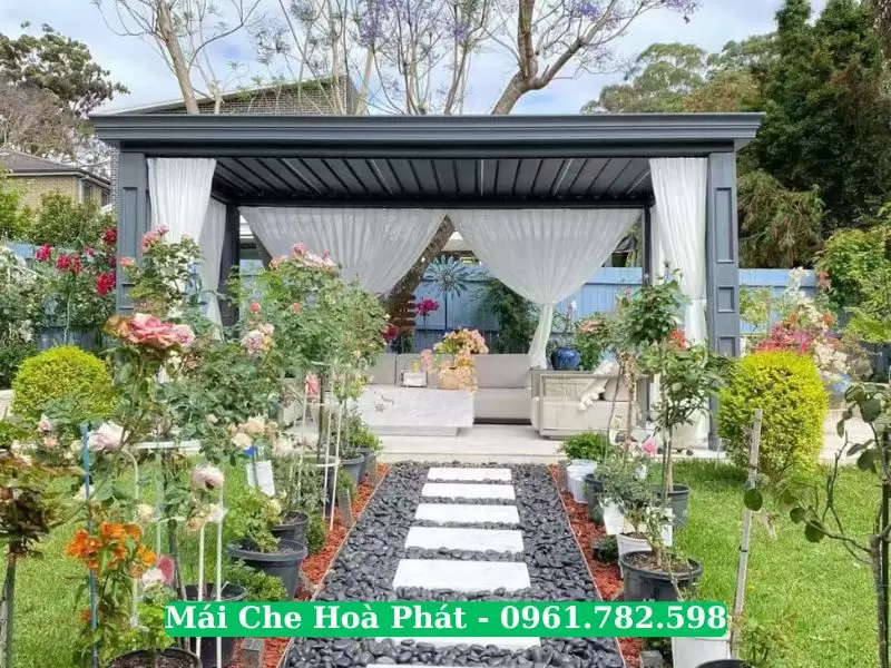 Mái nhôm xếp tự động Hoà Phát