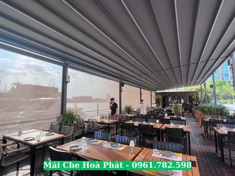 Công trình mái xếp khung nhôm tại cảng biển