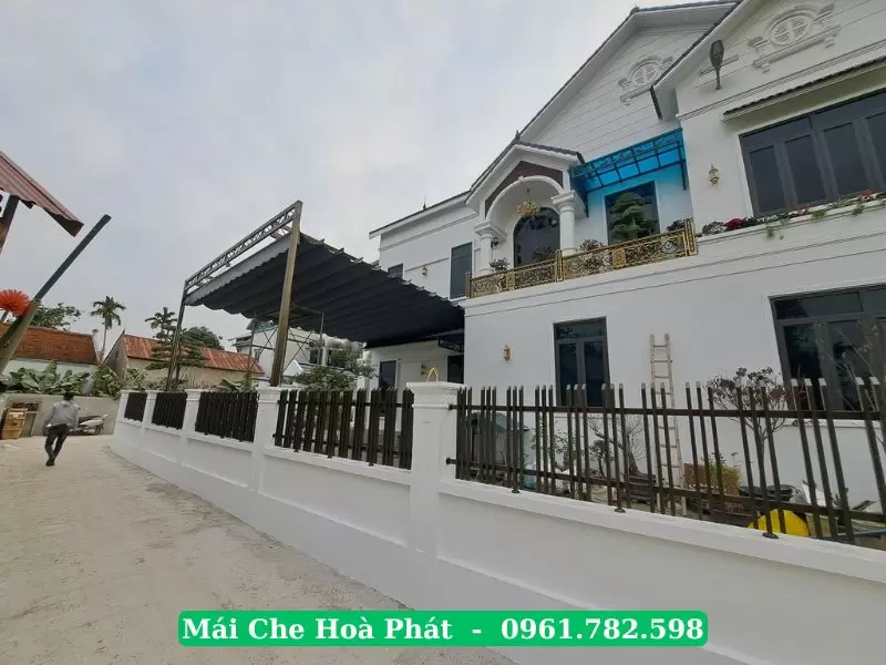 Mái bạt xếp sân vườn biệt thự tại Thường Tín