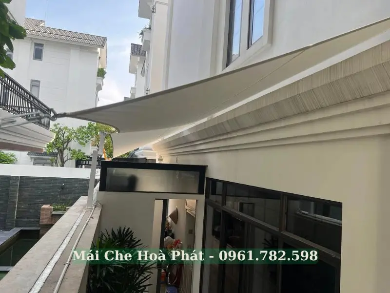 Bạt căng hiên nhà tại Hà Nội