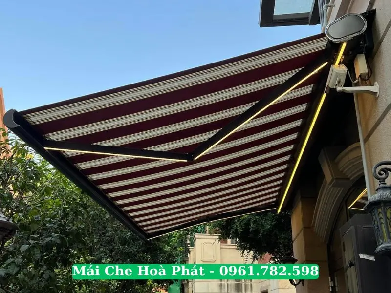 Mái hiên nhà biệt thự tại Long Biên