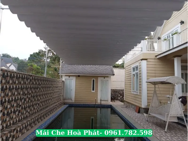 Mái bạt xếp hồ cá Koi