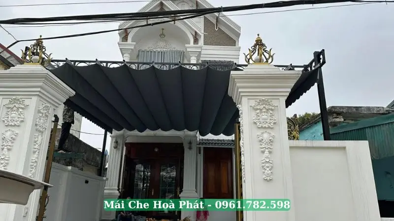 Công trình mái che sân trước nhà tại Hà Nội