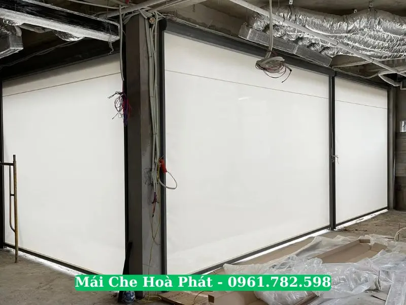 Rèm zipper tự động che ô cửa kính