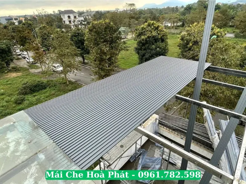 Công trình mái hiên cố định hợp kim nhôm