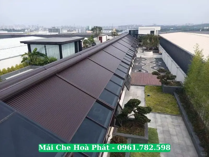 Mái nhôm cuốn tự động dạng chéo