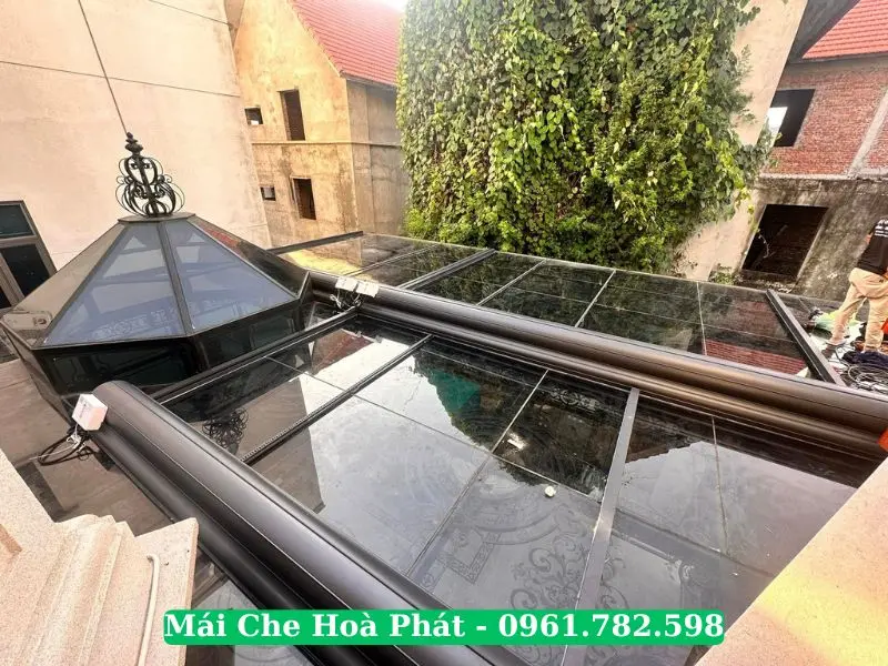 Mái nhôm cuốn tự động tại Việt Trì