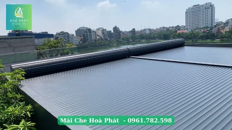 Mái nhôm cuốn tự động tại Tây Hồ Hà Nội