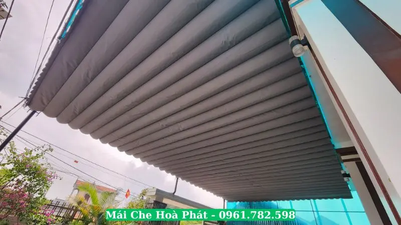 Hoà Phát lắp đặt mái xếp tại Hà Đông