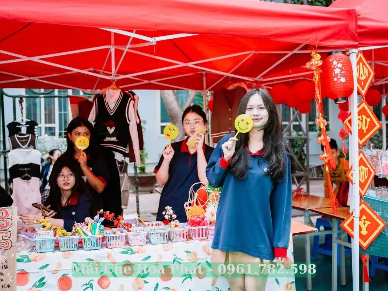 Nhà bạt lều tại hội trợ