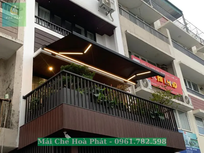 Bạt mái hiên nhập khẩu che ban công