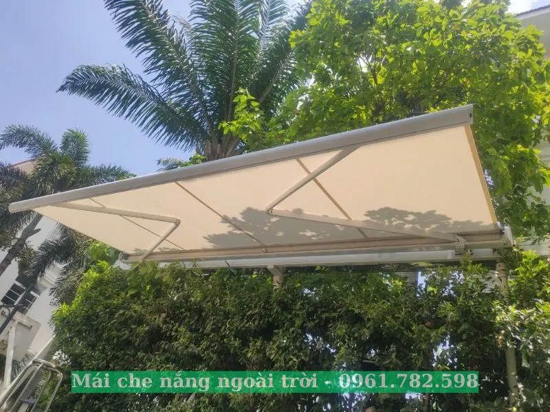 Mái che nắng Hoà Phát