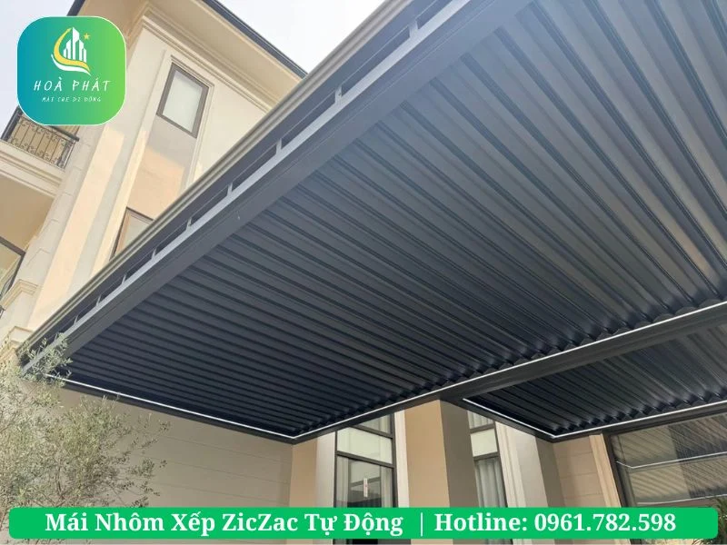 Công trình mái nhôm xếp ziczac sân vườn biệt thự