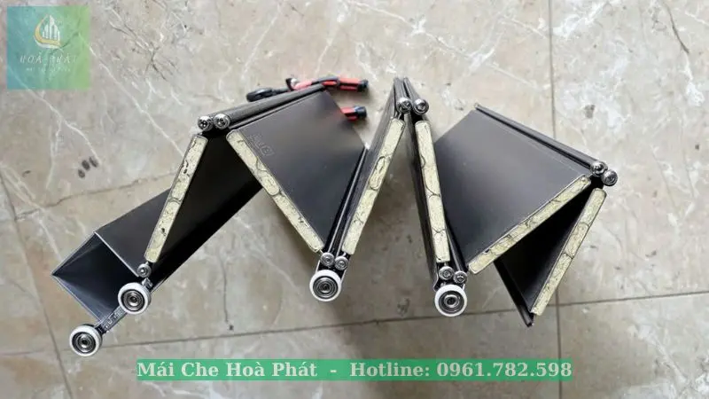 Hệ nan mái nhôm ziczac trượt tự động