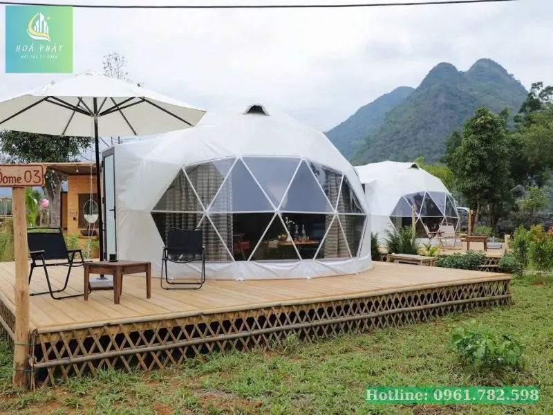 Nhà bạt trong suốt ngoài trời