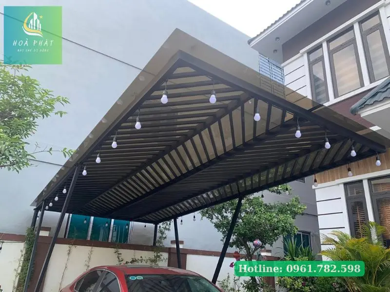 Mái kính cường lực che ô tô