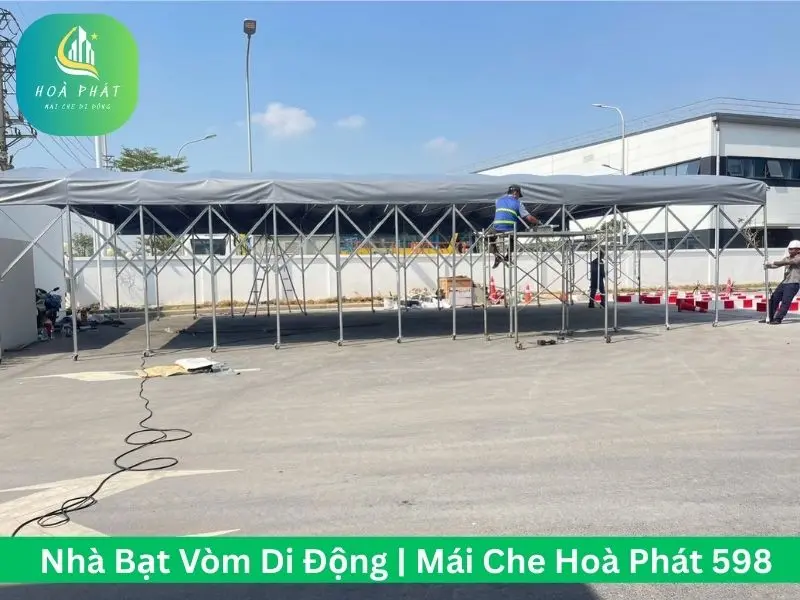 Nhà bạt dẫn lối cho công nhân